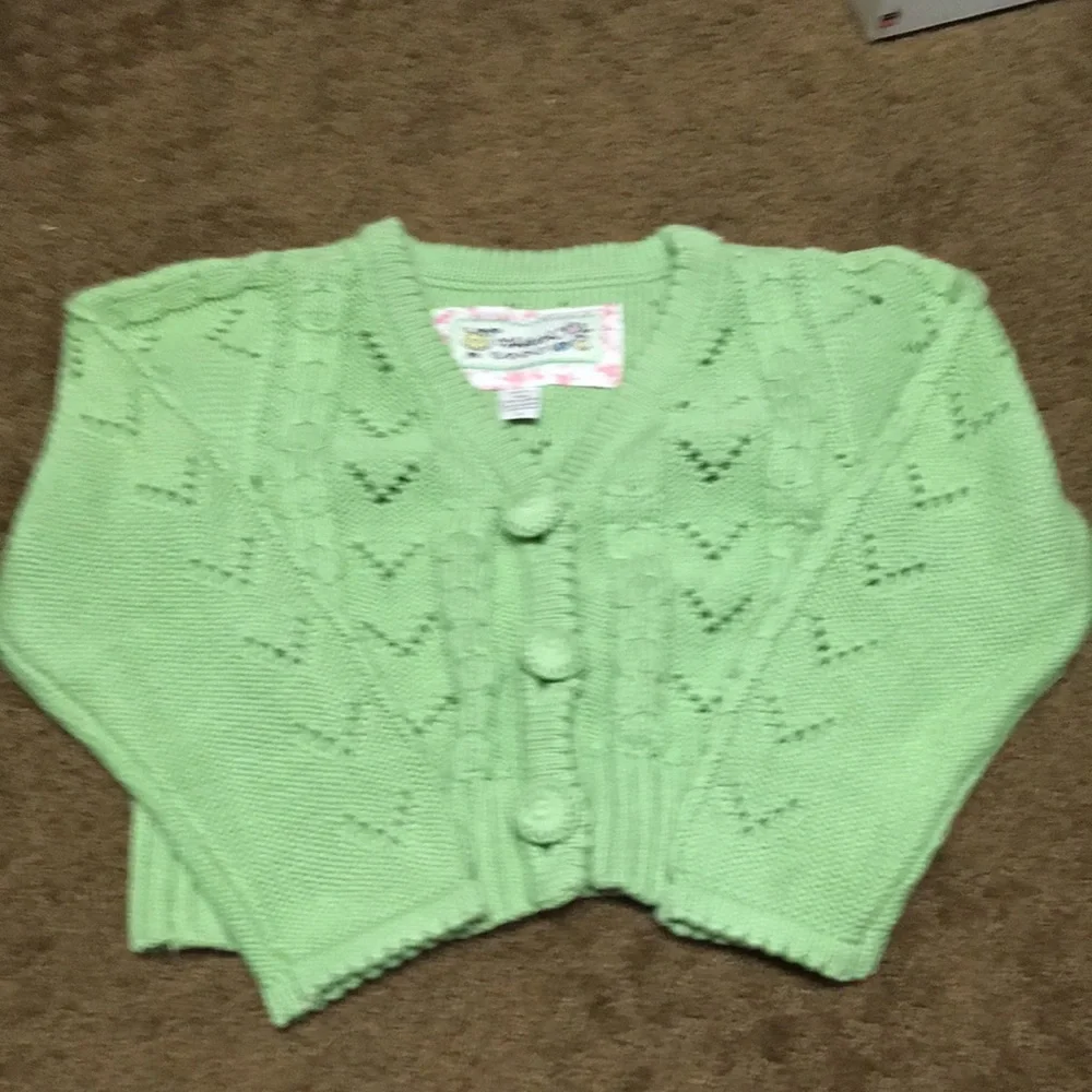 Osh Kosh sweater 4 size girls NWT never worn green St. Patrick’s  holiday fun